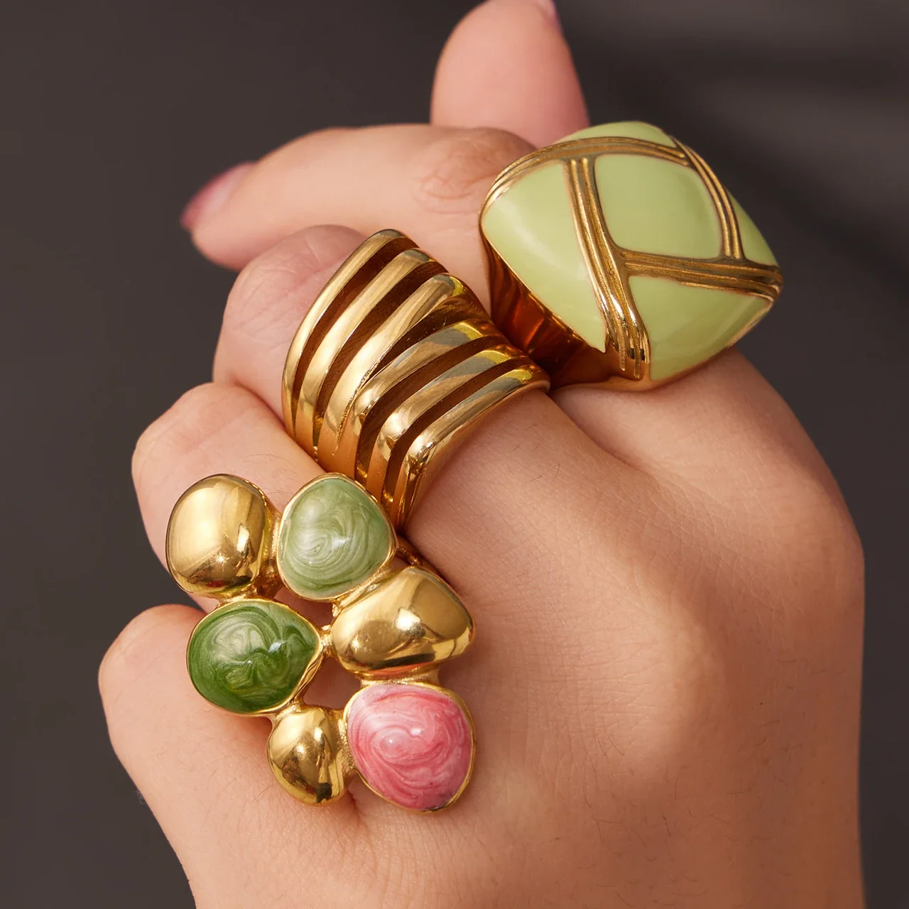 Bold Gold-Plated Ribbed Dome Enamel Stainless Steel Ring