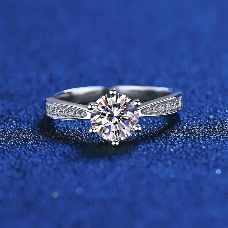 Refined 925 Sterling Silver Round Six-Prong Pavé Ring