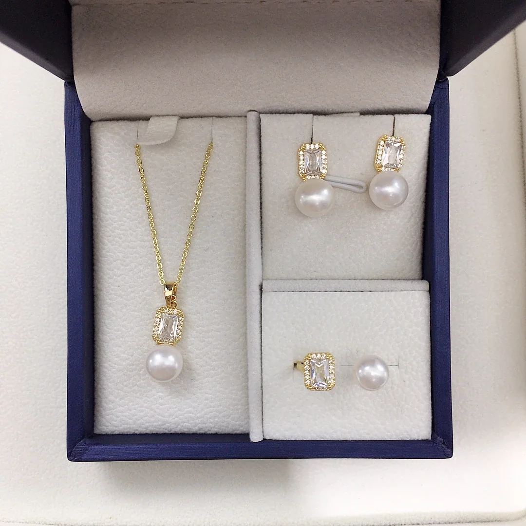 Luminous Gold-Plated Emerald-Cut Halo Pearl Jewelry Set