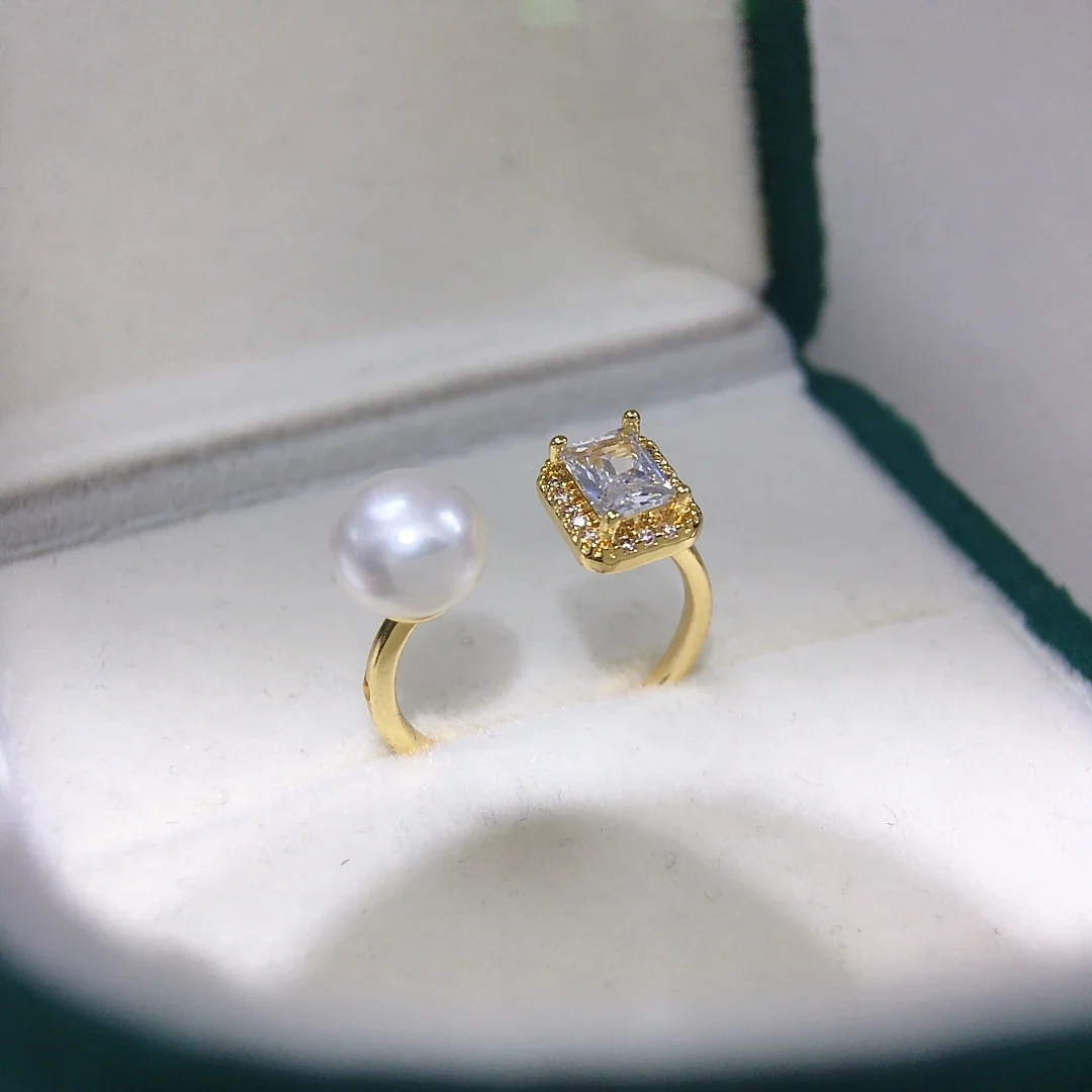Luminous Gold-Plated Emerald-Cut Halo Pearl Jewelry Set