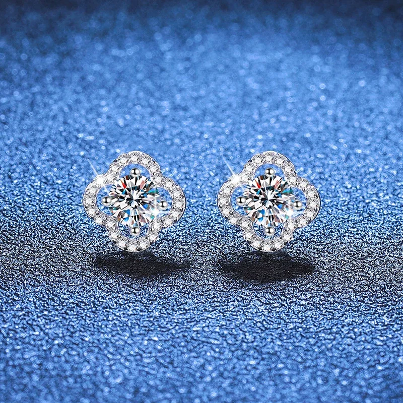 Clover Halo 925 Sterling Silver Pavé Stud Earrings