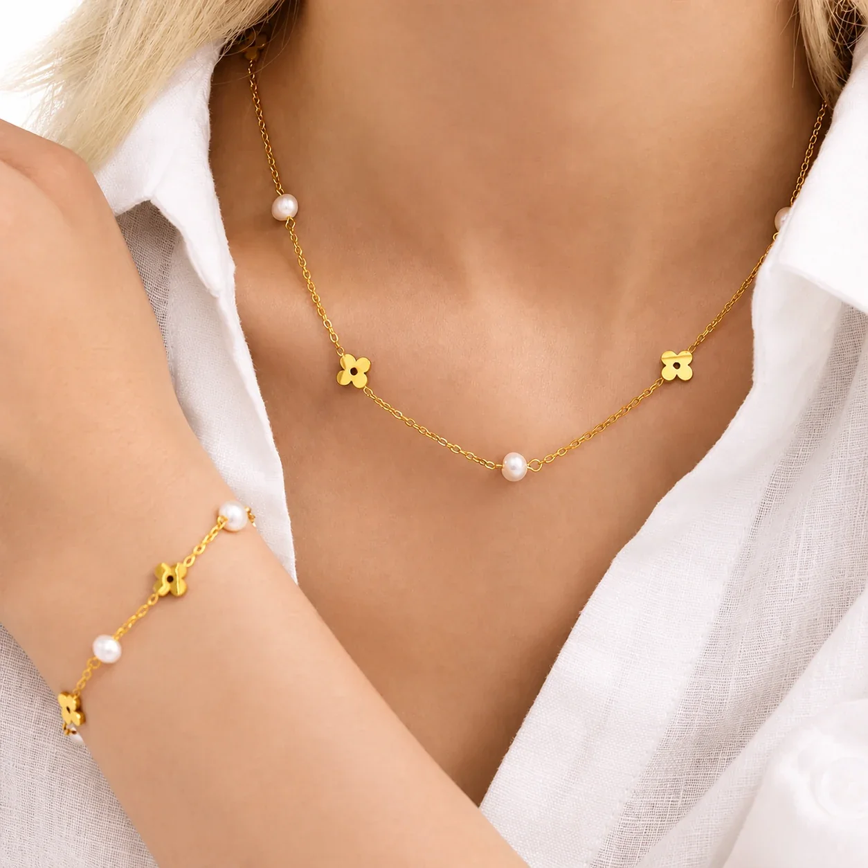 Dainty 18K Gold-Plated Stainless Steel Pearl Flower Chain Set