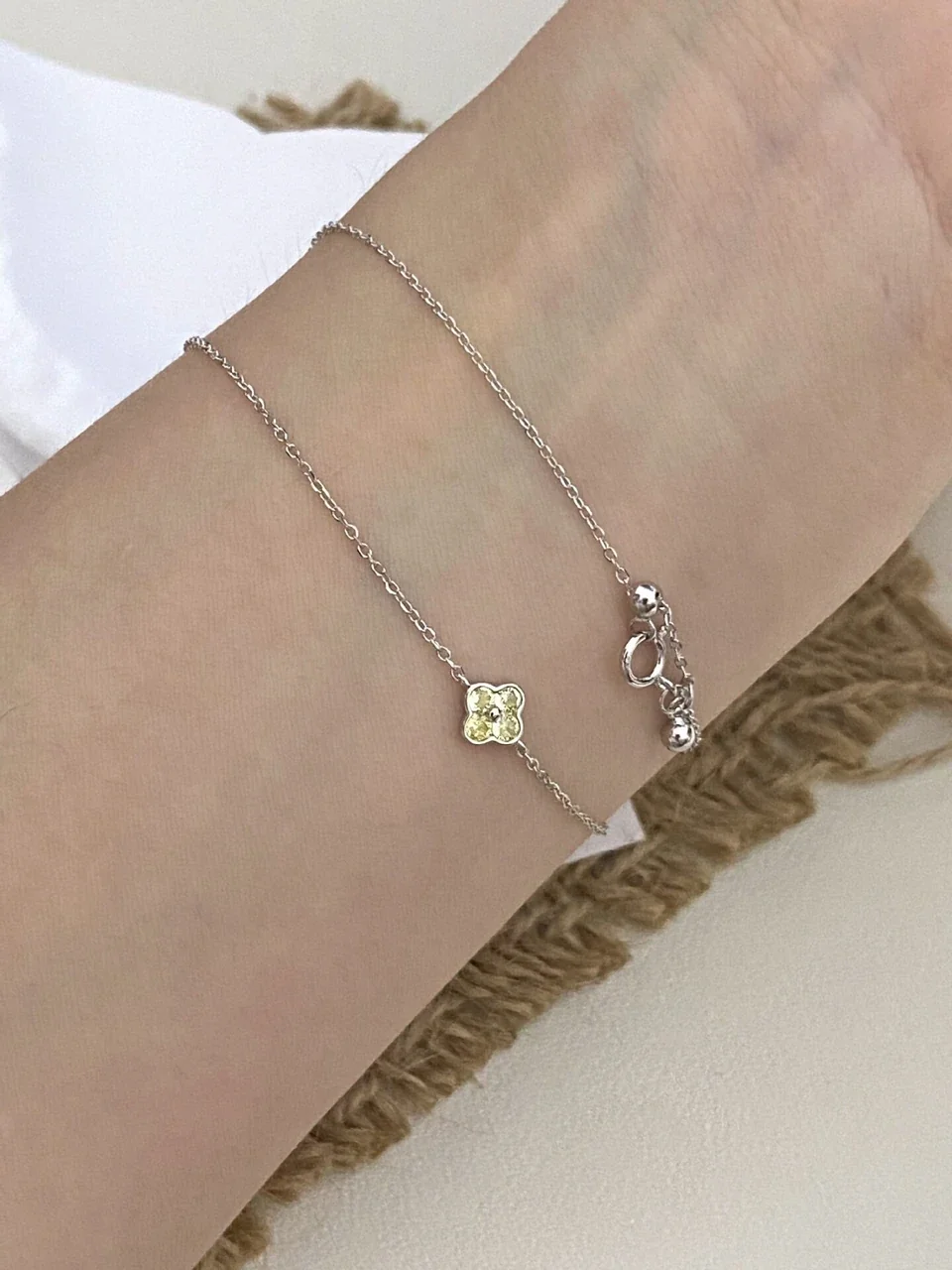 Petite Clover 925 Sterling Silver Fuchsia CZ Chain Bracelet - Light Green