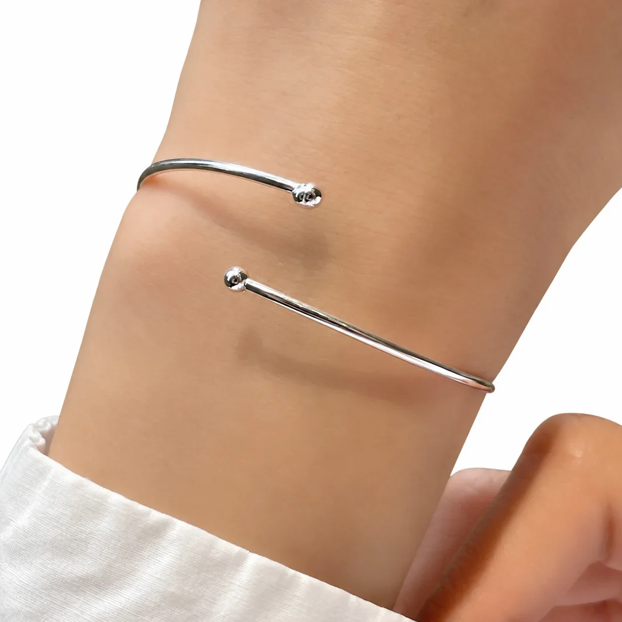 Minimalist 925 Sterling Silver Open Ball-End Bangle