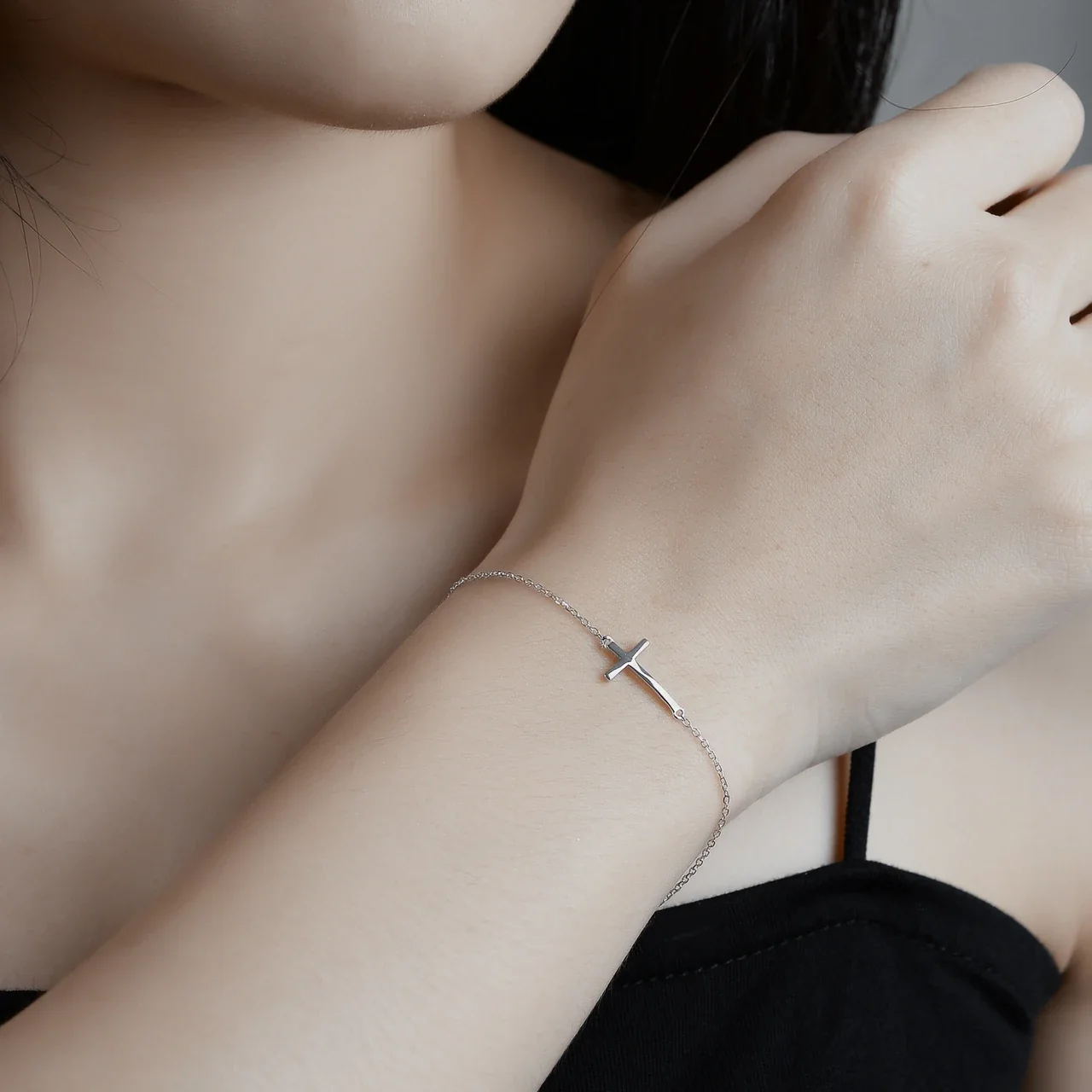 Minimal Polished Cross 925 Sterling Silver Chain Bracelet