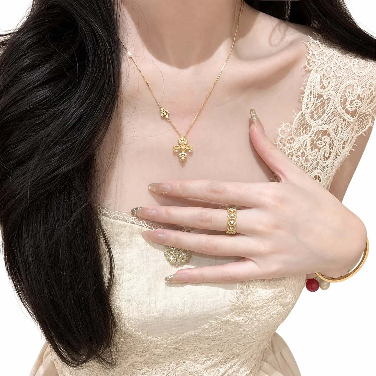 Ornate Gold-Plated Fleur-de-Lis Station Copper Necklace