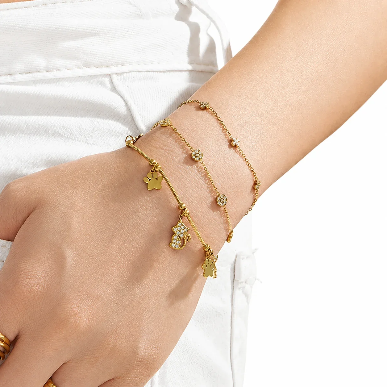Playful Paw Charm Gold-Plated Snake Chain Bracelet