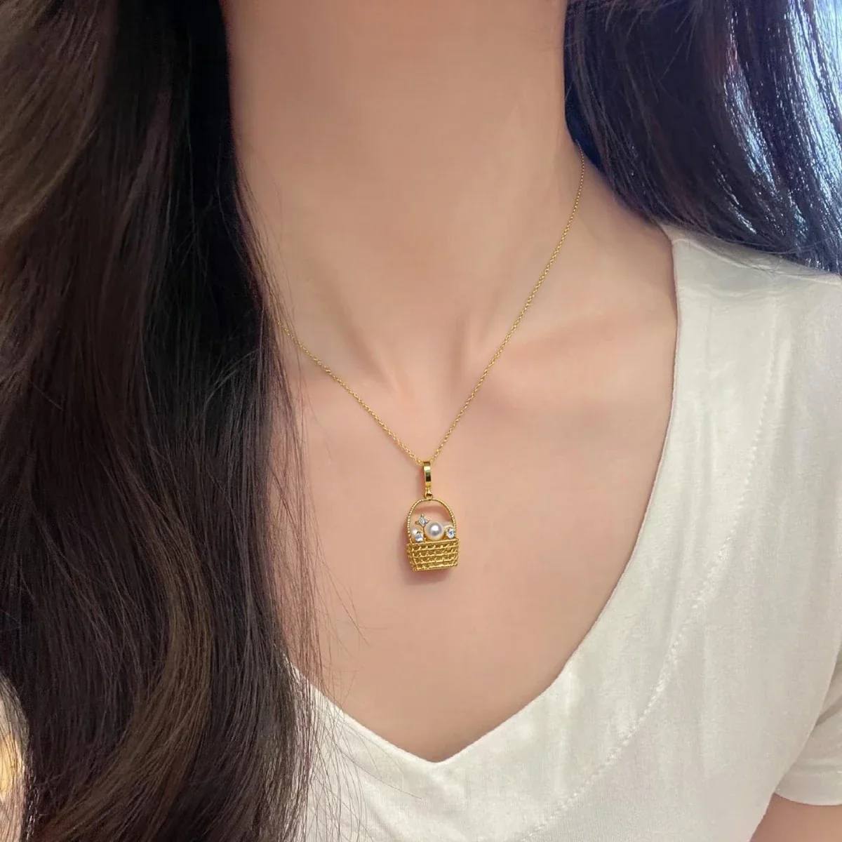 Woven Basket Gold-Plated Freshwater Pearl Pendant Necklace