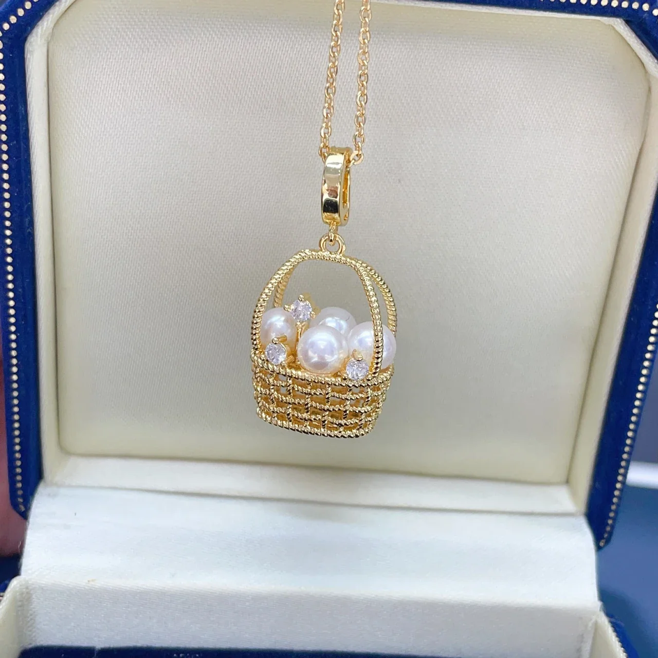 Woven Basket Gold-Plated Freshwater Pearl Pendant Necklace - Gold White Pearl