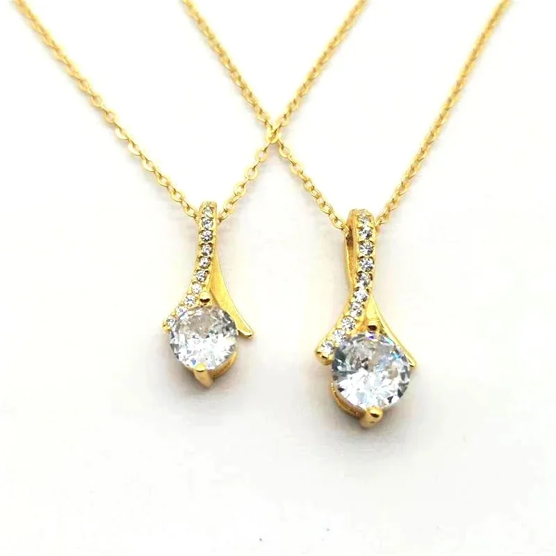 Graceful Asymmetric Pavé Round Crystal Pendant Necklace