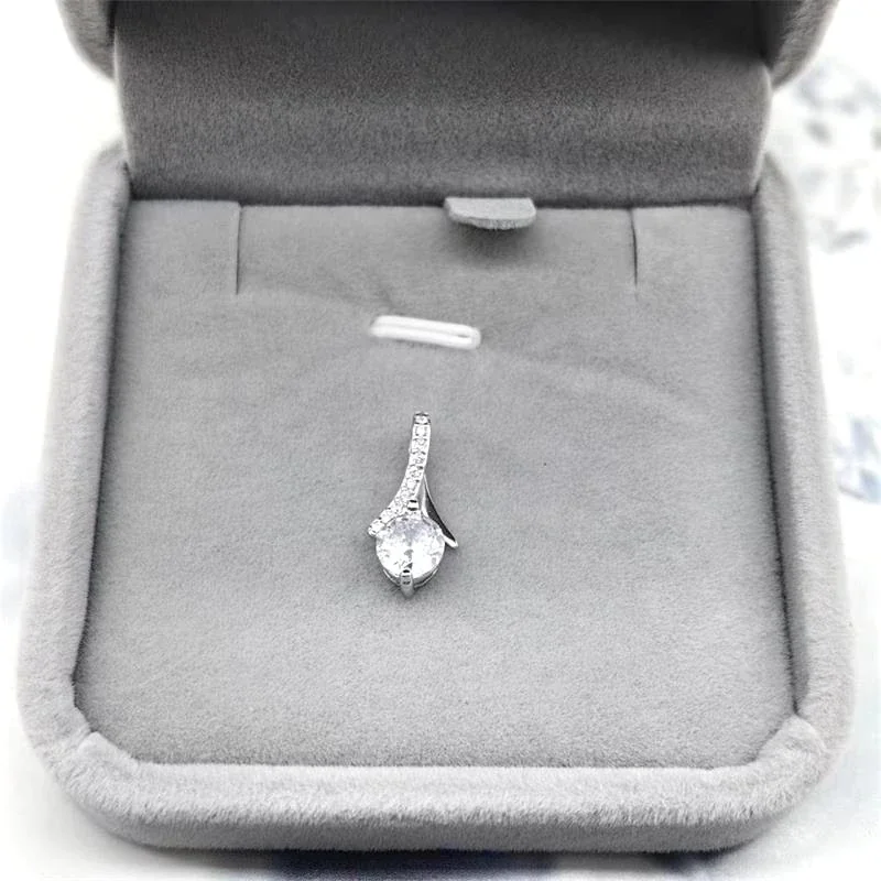 Graceful Asymmetric Pavé Round Crystal Pendant Necklace - Silver Small Only