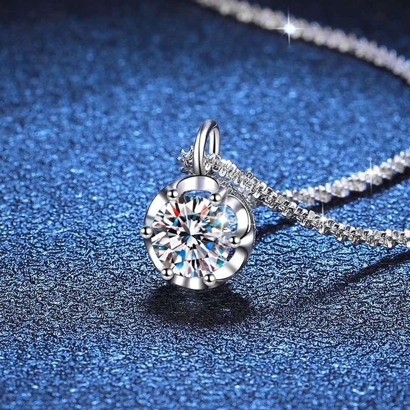 Radiant Round Crown 925 Sterling Silver Moissanite Necklace