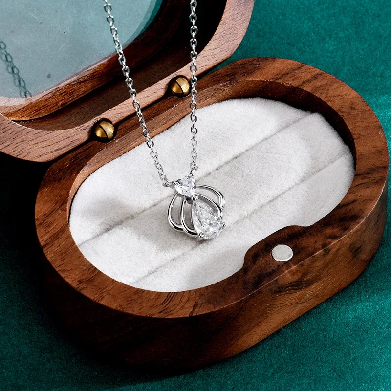 Openwork Crown 925 Sterling Silver Pear-Cut Pendant Necklace