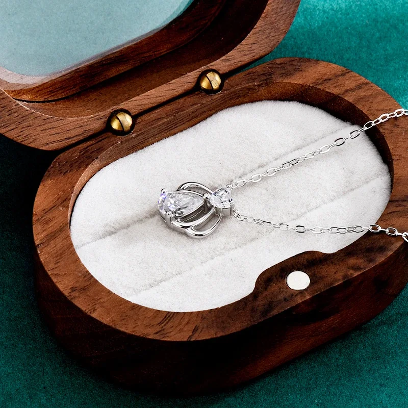 Openwork Crown 925 Sterling Silver Pear-Cut Pendant Necklace