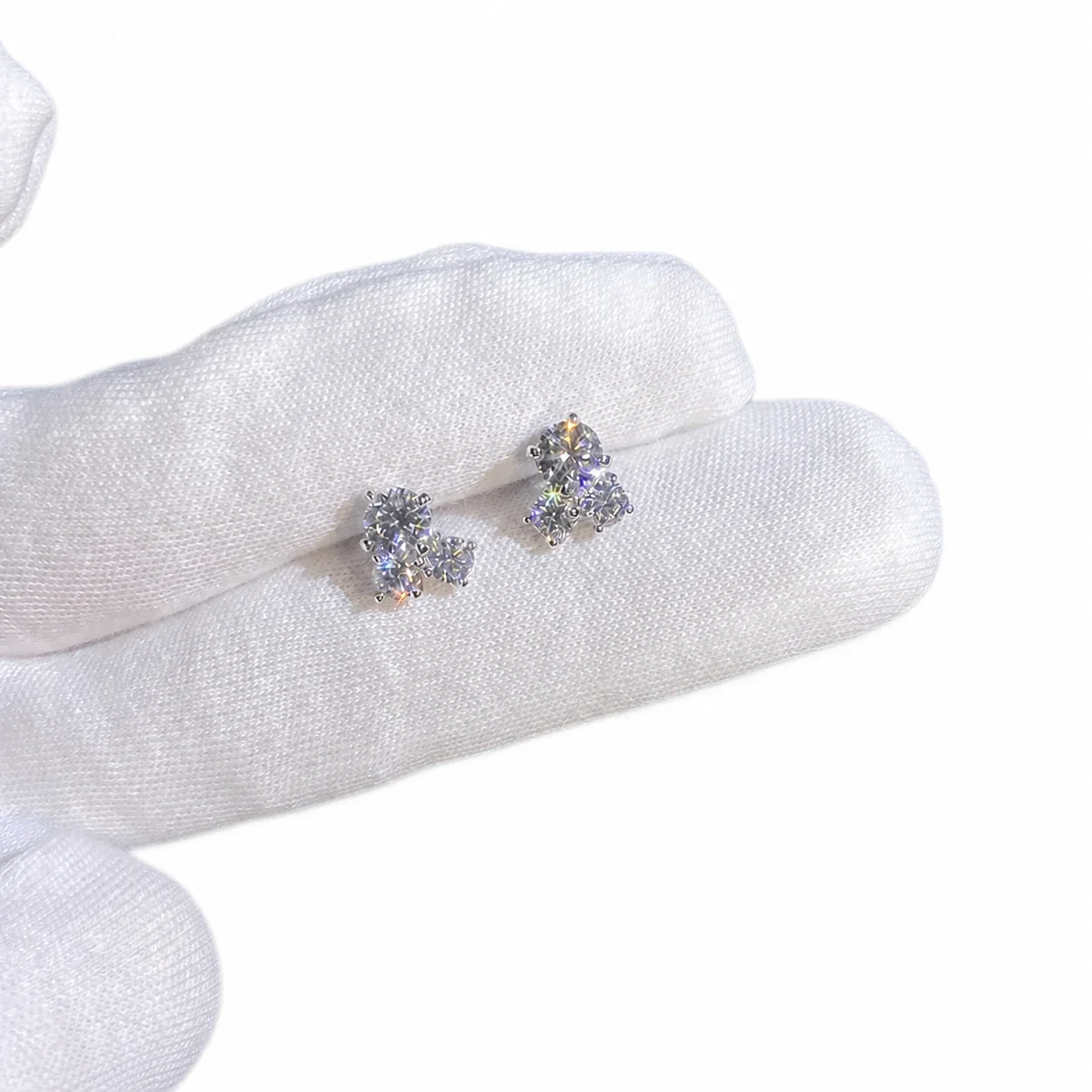 Asymmetric Triple Round Prong-Set 925 Sterling Silver Stud Earrings