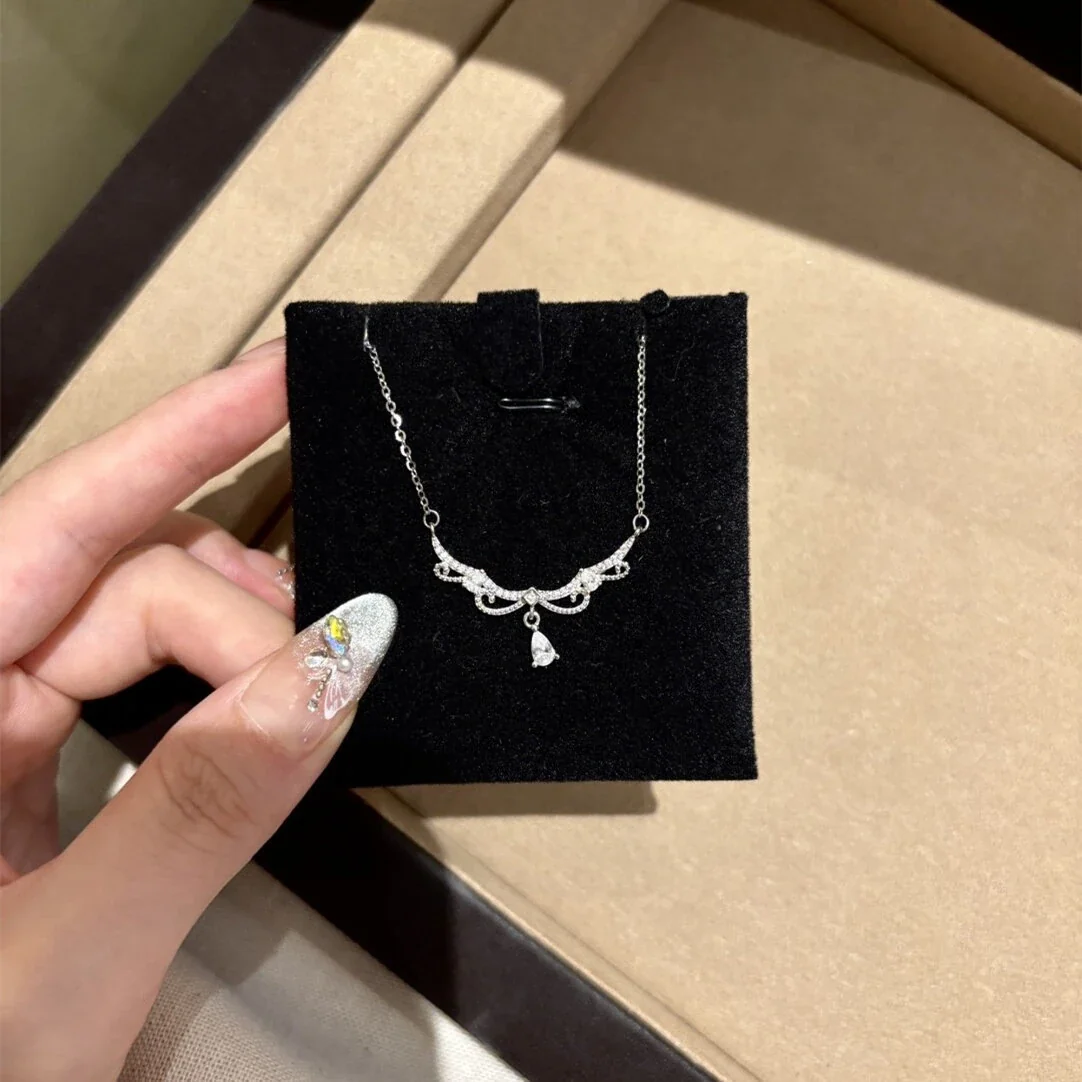 Lacy 925 Sterling Silver Scallop Teardrop Necklace