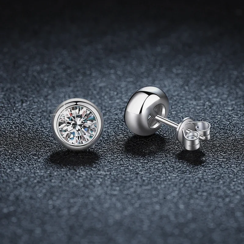 Polished 925 Sterling Silver Round Bezel-Set Moissanite Stud Earrings