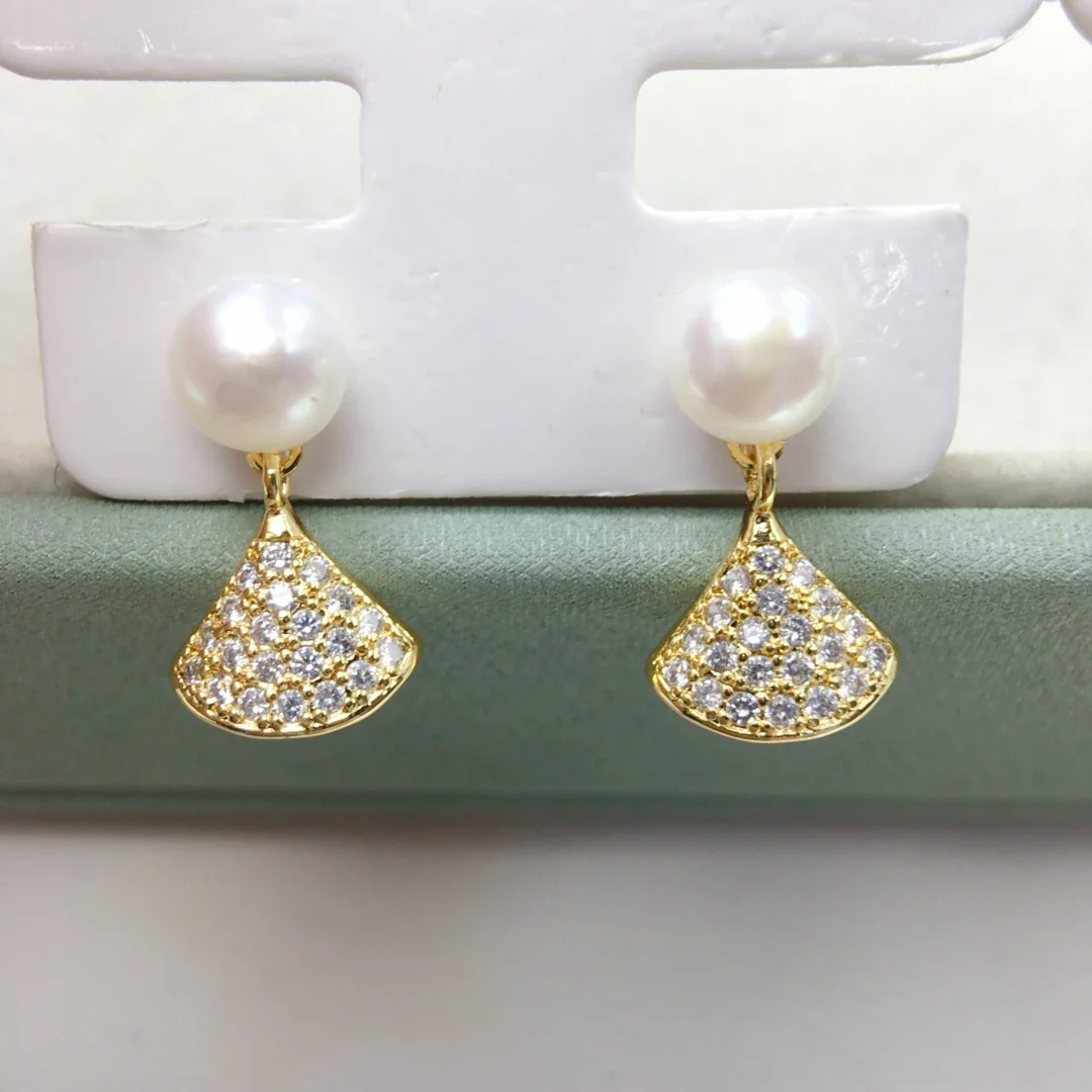 Dainty Fan Drop Freshwater Pearl Pavé Stud Earrings - Gold
