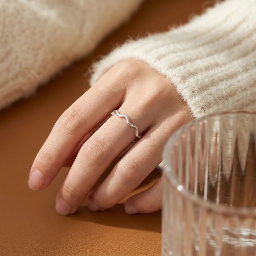 Fluid Wavy Line 925 Sterling Silver Polished Slim Ring