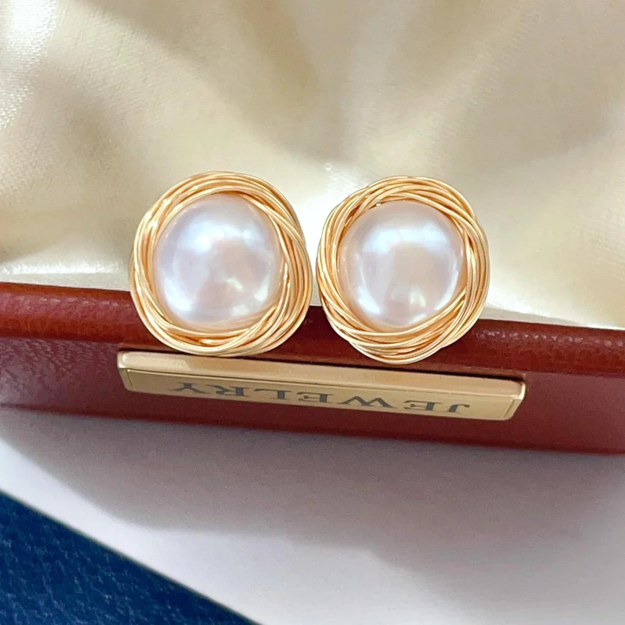 Lustrous Gold-Plated Wire Nest Freshwater Pearl Stud Earrings