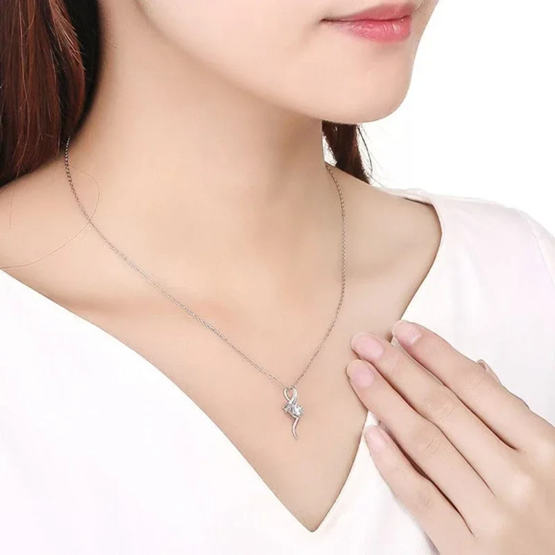 Sculpted 925 Sterling Silver Twisted Moissanite Pendant Necklace
