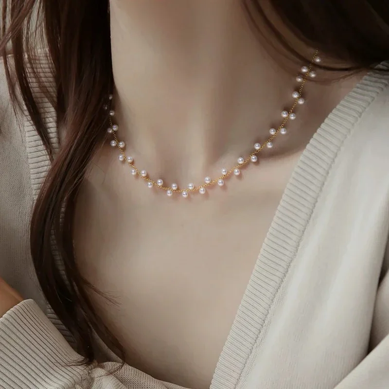 Delicate Gold-Plated Twisted Chain Pearl Necklace
