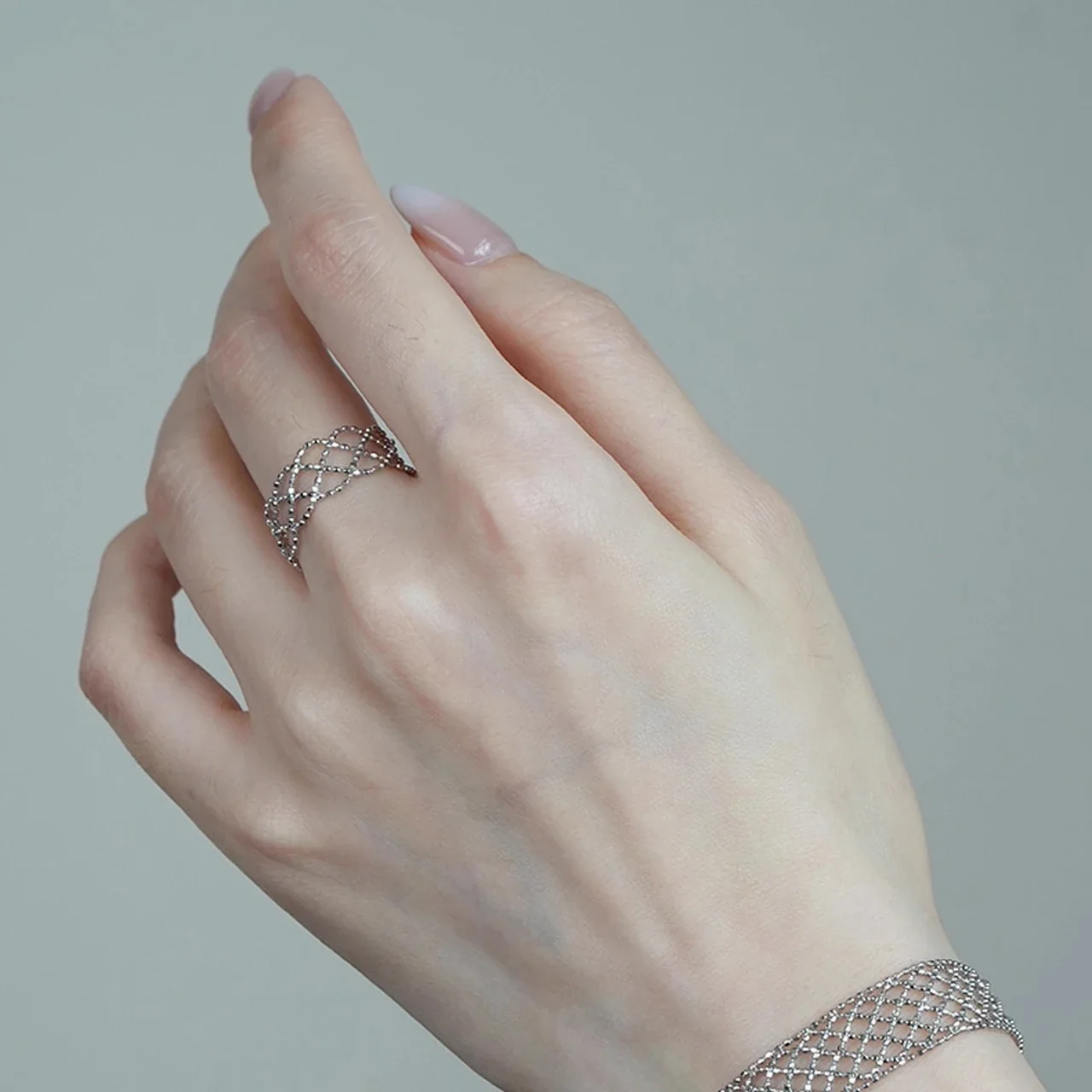 Delicate Bead Lattice Silver-Plated Copper Ring