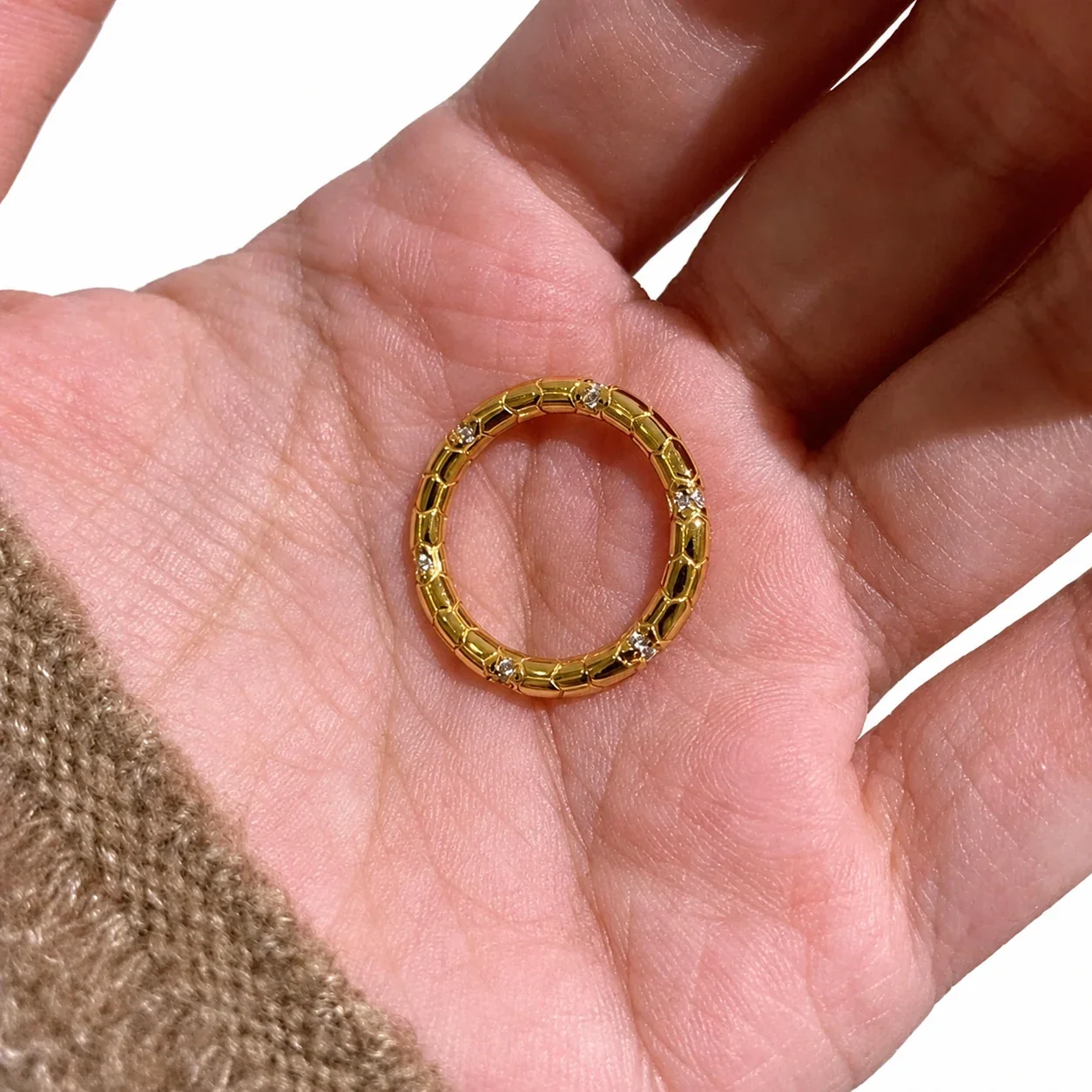 Ornate Snake-Scale Copper Clear Crystal Stacking Ring