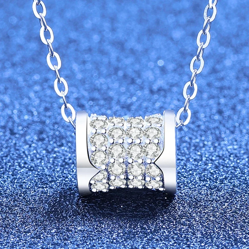 Sculpted 925 Sterling Silver Pavé Moissanite Barrel Necklace