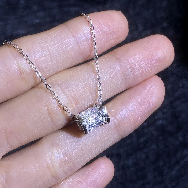 Sculpted 925 Sterling Silver Pavé Moissanite Barrel Necklace