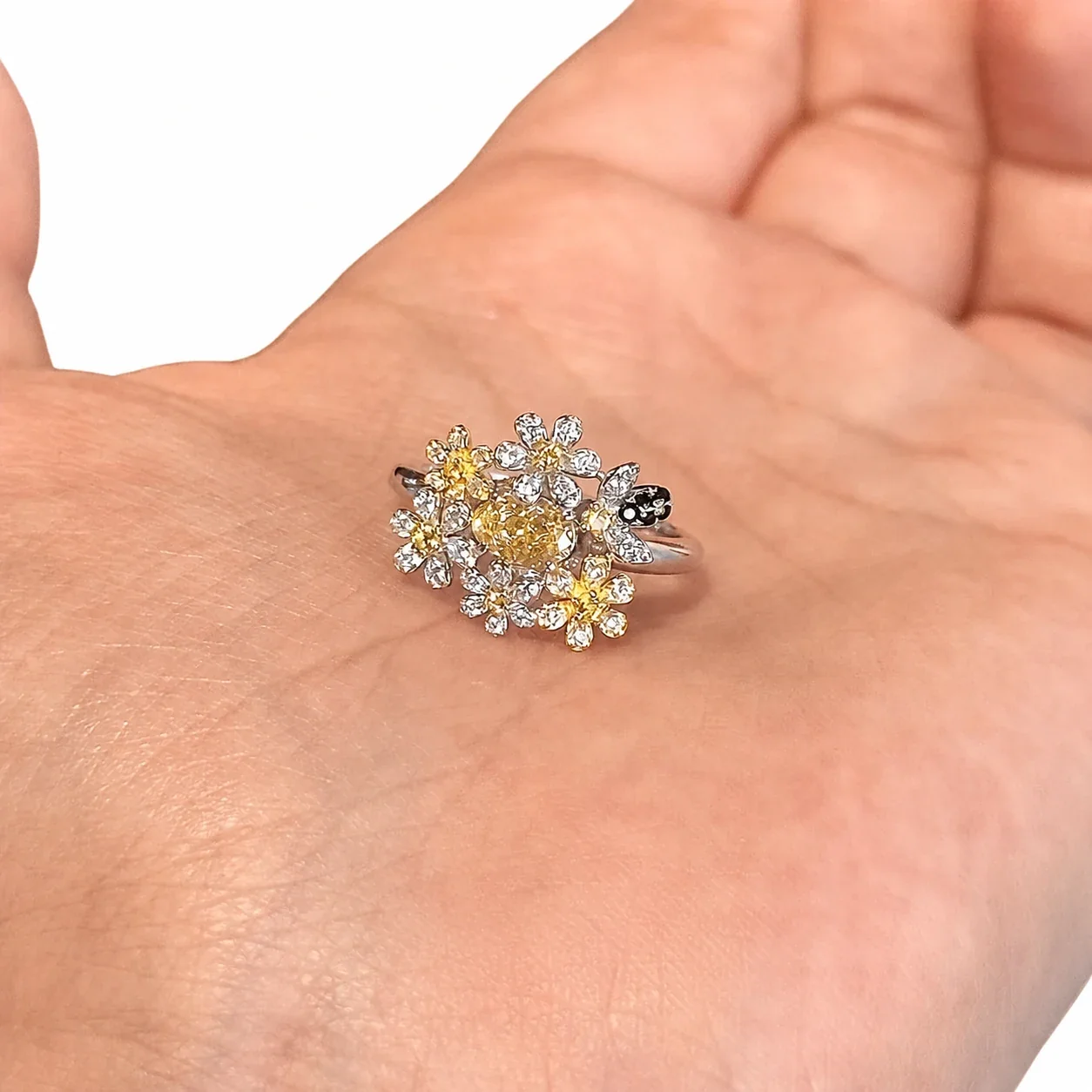 Botanical Silver-Plated Crystal Daisy Open Copper Ring