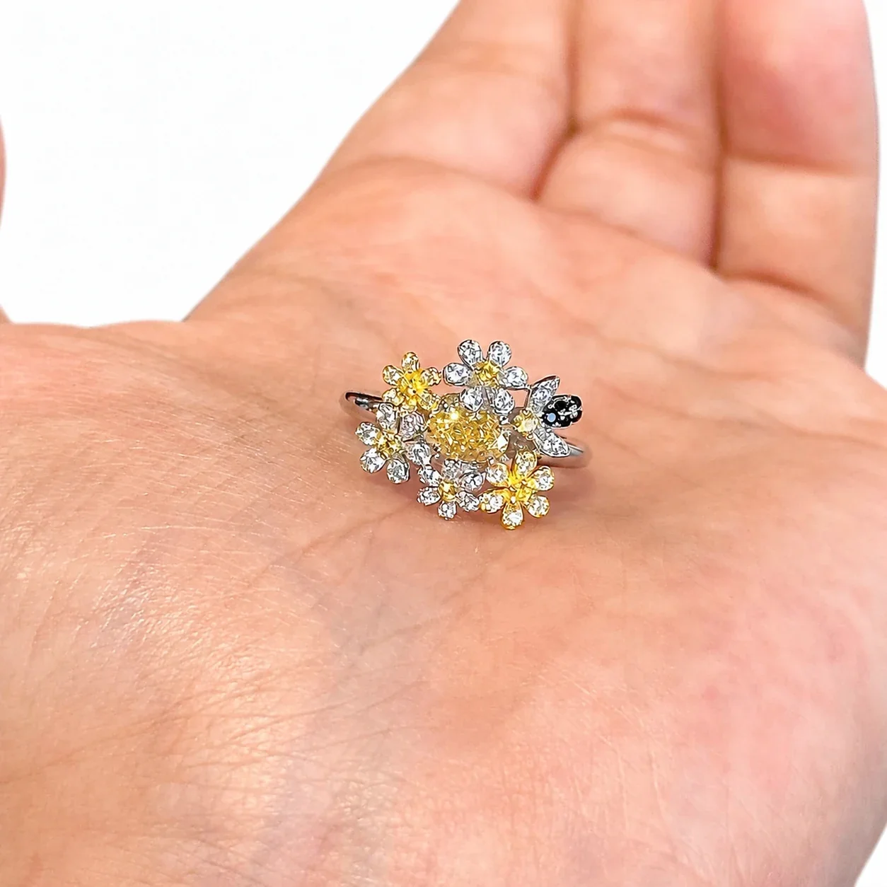 Botanical Silver-Plated Crystal Daisy Open Copper Ring