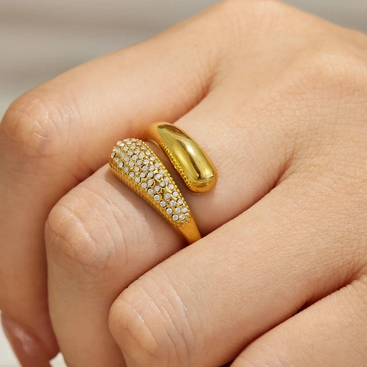 Geometric Stainless Steel Oval Open-Front Ring Set