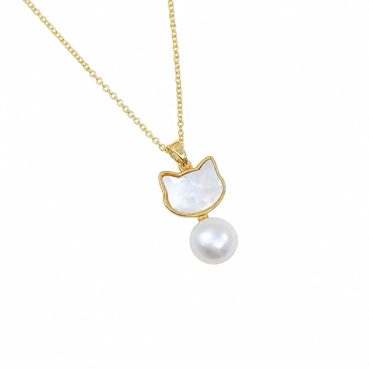 Gold-Plated Cat-Head Inlay Round Pearl Pendant Necklace