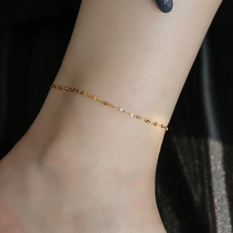 Polished Gold-Tone Curb Chain Heart Charm Anklet - Gold Lips
