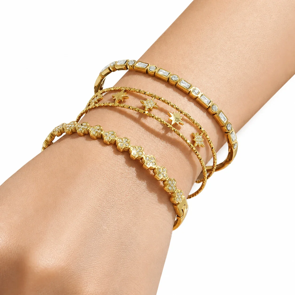 Radiant 18K Gold-Plated CZ Clover Stars Bangle