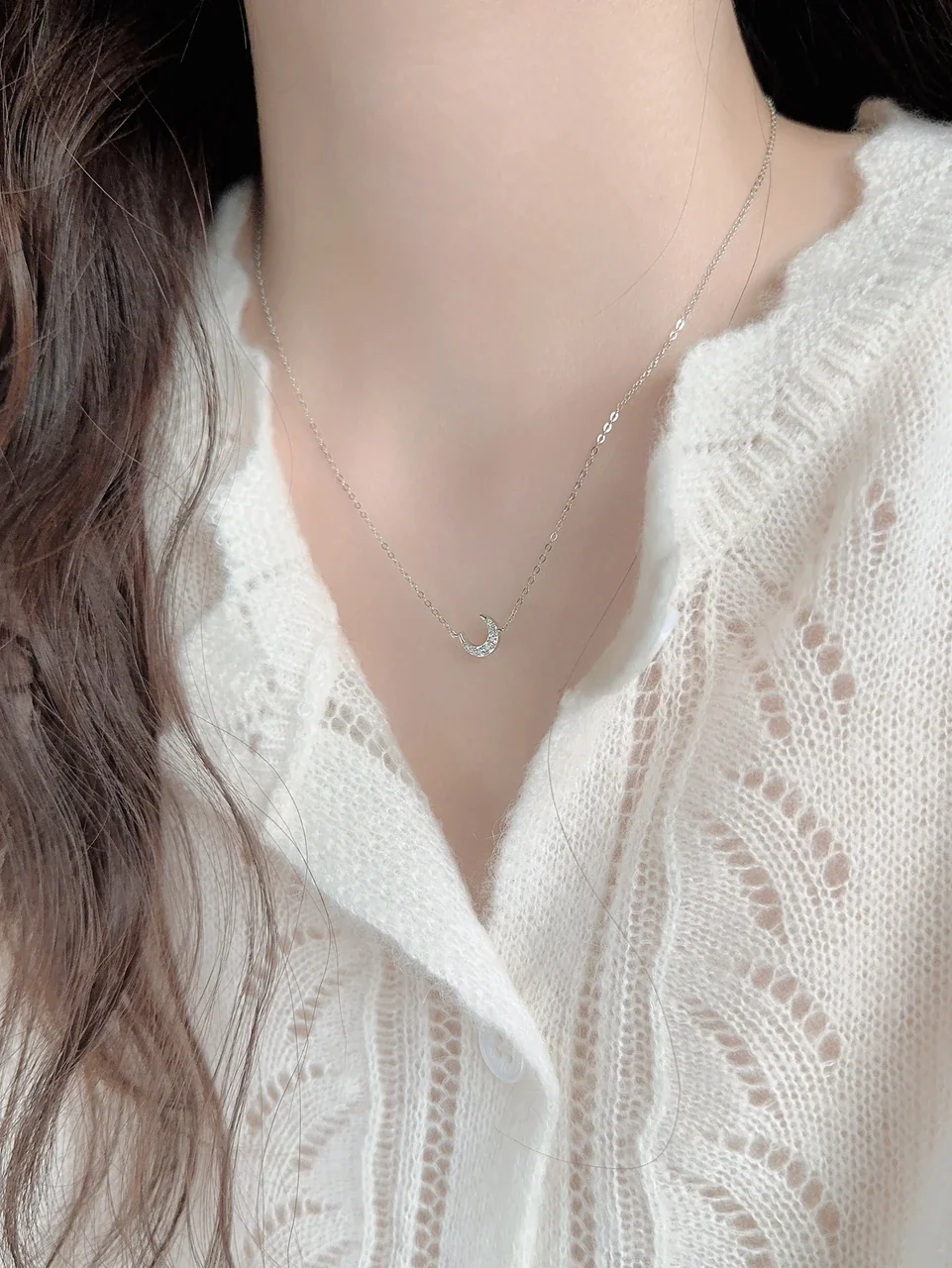 Dainty Crescent 925 Sterling Silver Pavé Crystal Necklace - Silver
