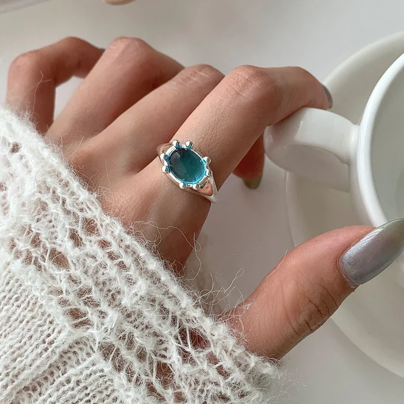 Crab-Inspired 925 Sterling Silver Oval Beaded-Prong Open Ring