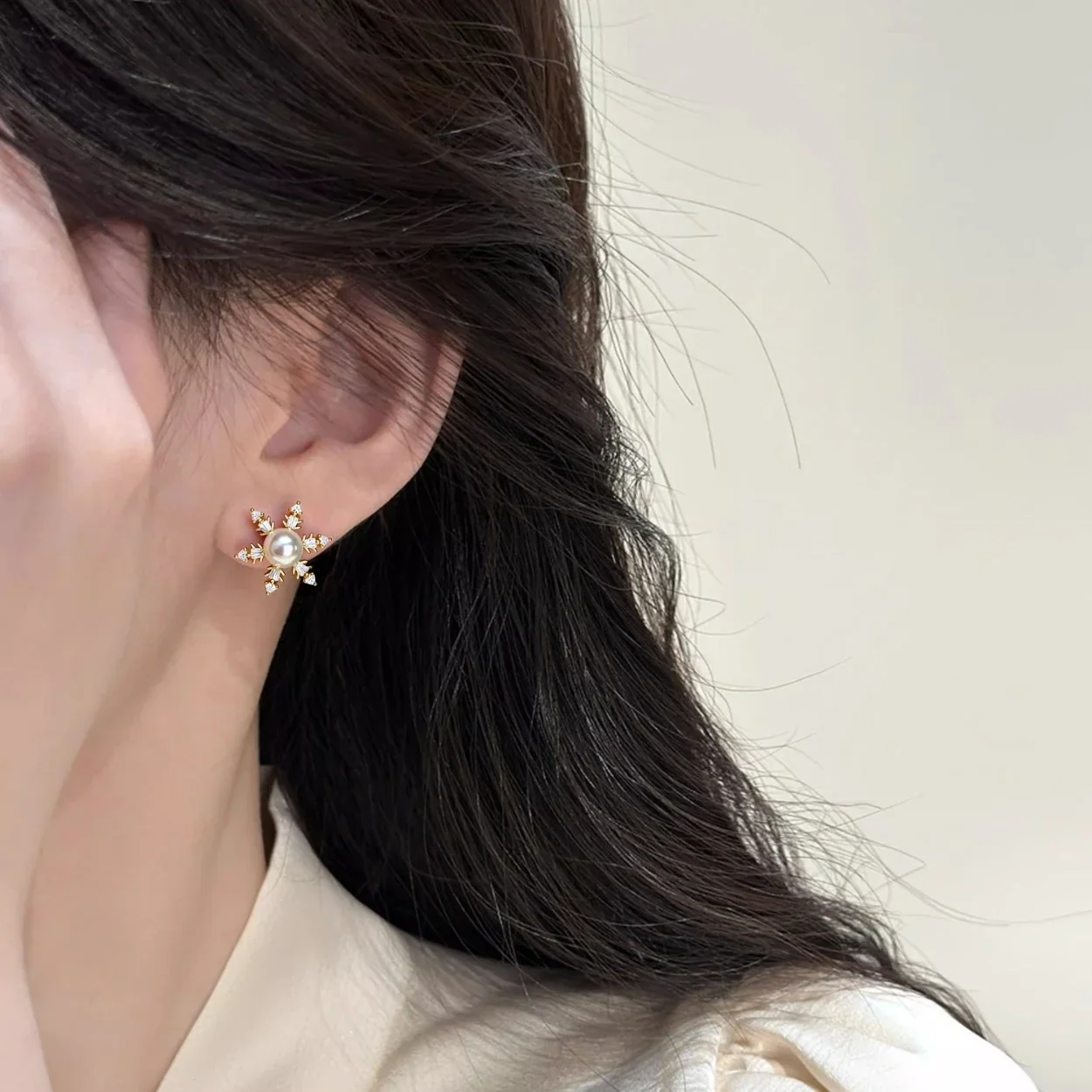Radiant Gold-Plated Snowflake Baguette Pearl Stud Earrings