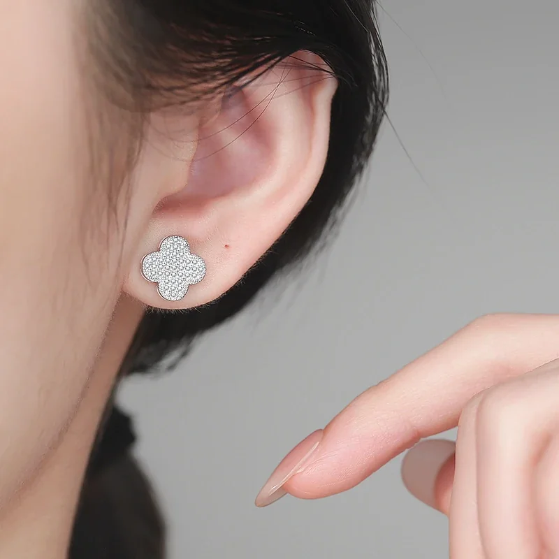 Pavé Clover 925 Sterling Silver Moissanite Stud Earrings