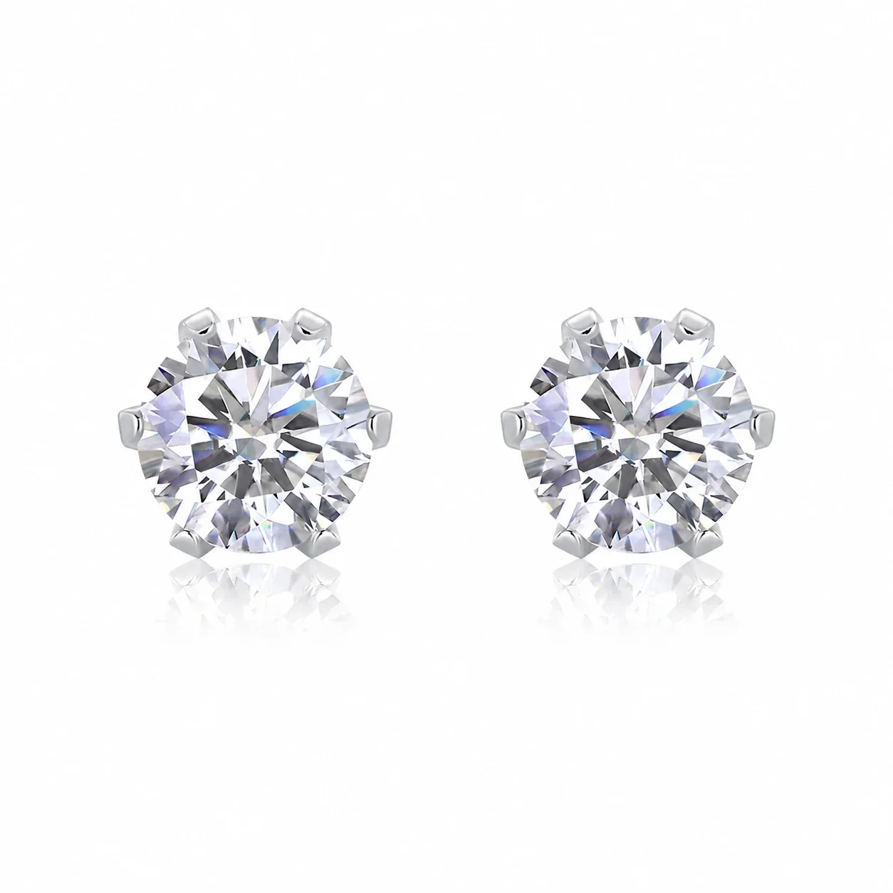 Brilliant 925 Sterling Silver Round Prong-Set Moissanite Stud Earrings