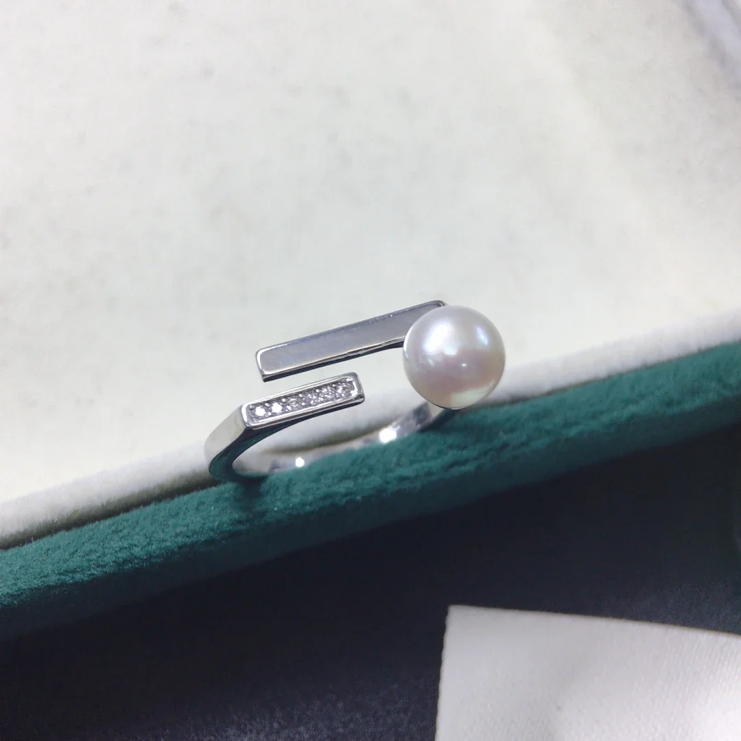 Asymmetric Bar Pearl Cubic Zirconia Open Ring