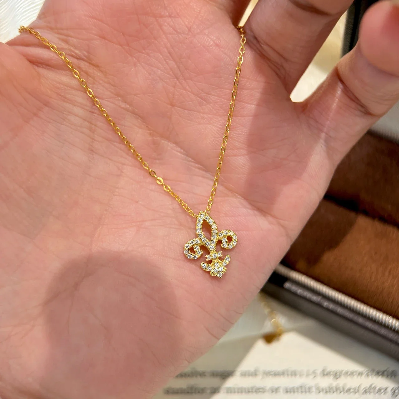 Ornate Fleur-De-Lis 925 Sterling Silver Pavé Pendant Necklace - Gold