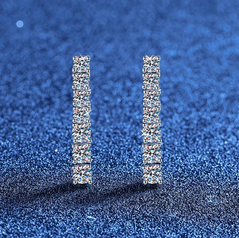 Sleek Bar Row 925 Sterling Silver Moissanite Stud Earrings