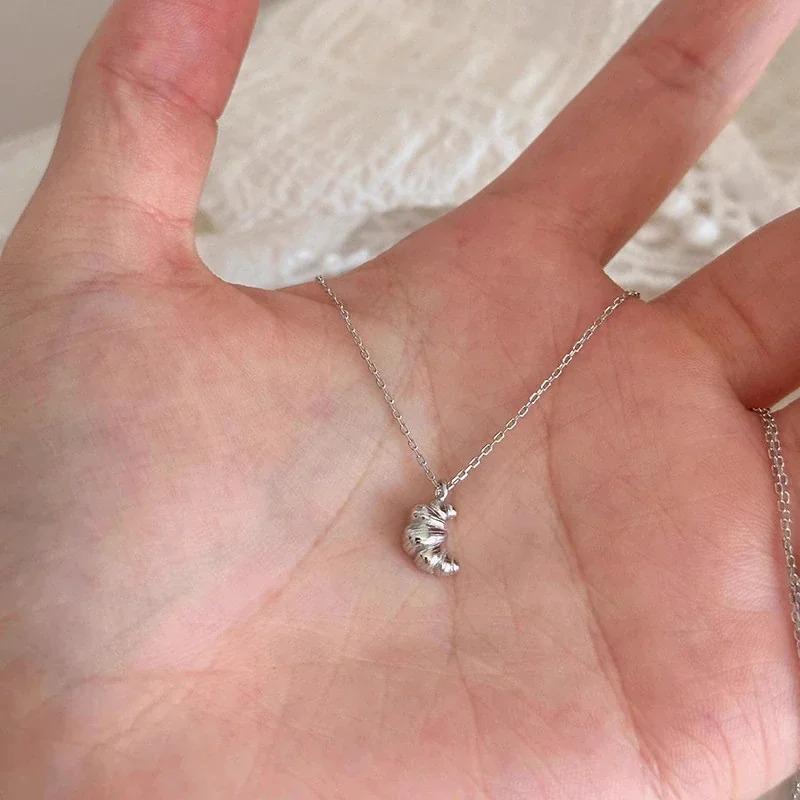 Ribbed Croissant 925 Sterling Silver Cable Necklace - Silver
