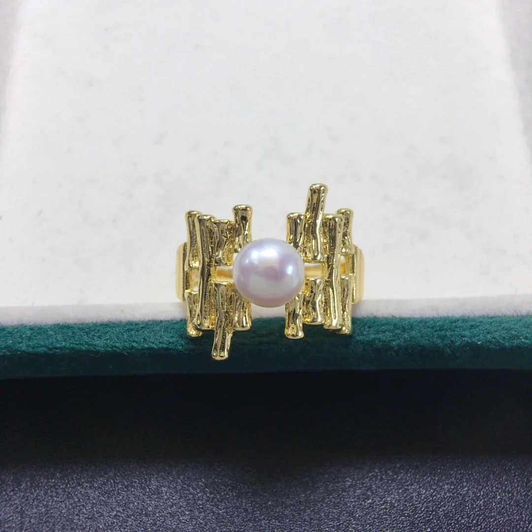 Sculptural Gold-Plated Bar Cage Freshwater Pearl Ring - Gold