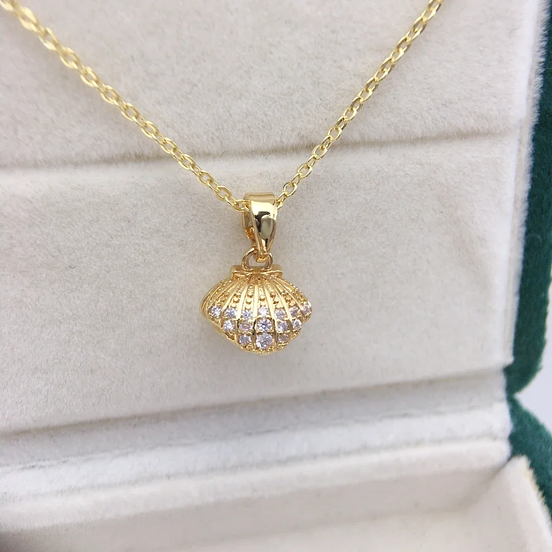 Radiant Gold-Plated Shell Pavé Pearl Pendant Necklace