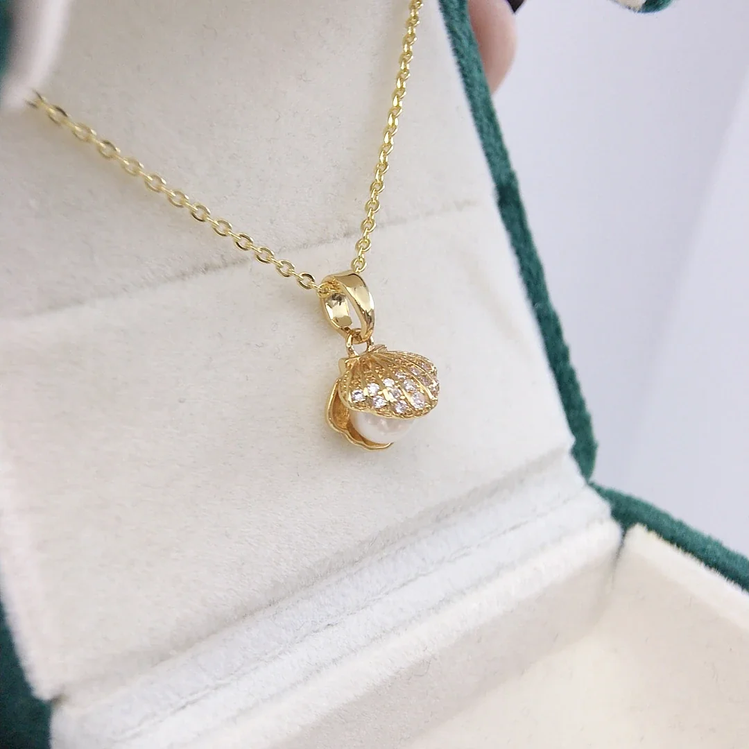 Radiant Gold-Plated Shell Pavé Pearl Pendant Necklace