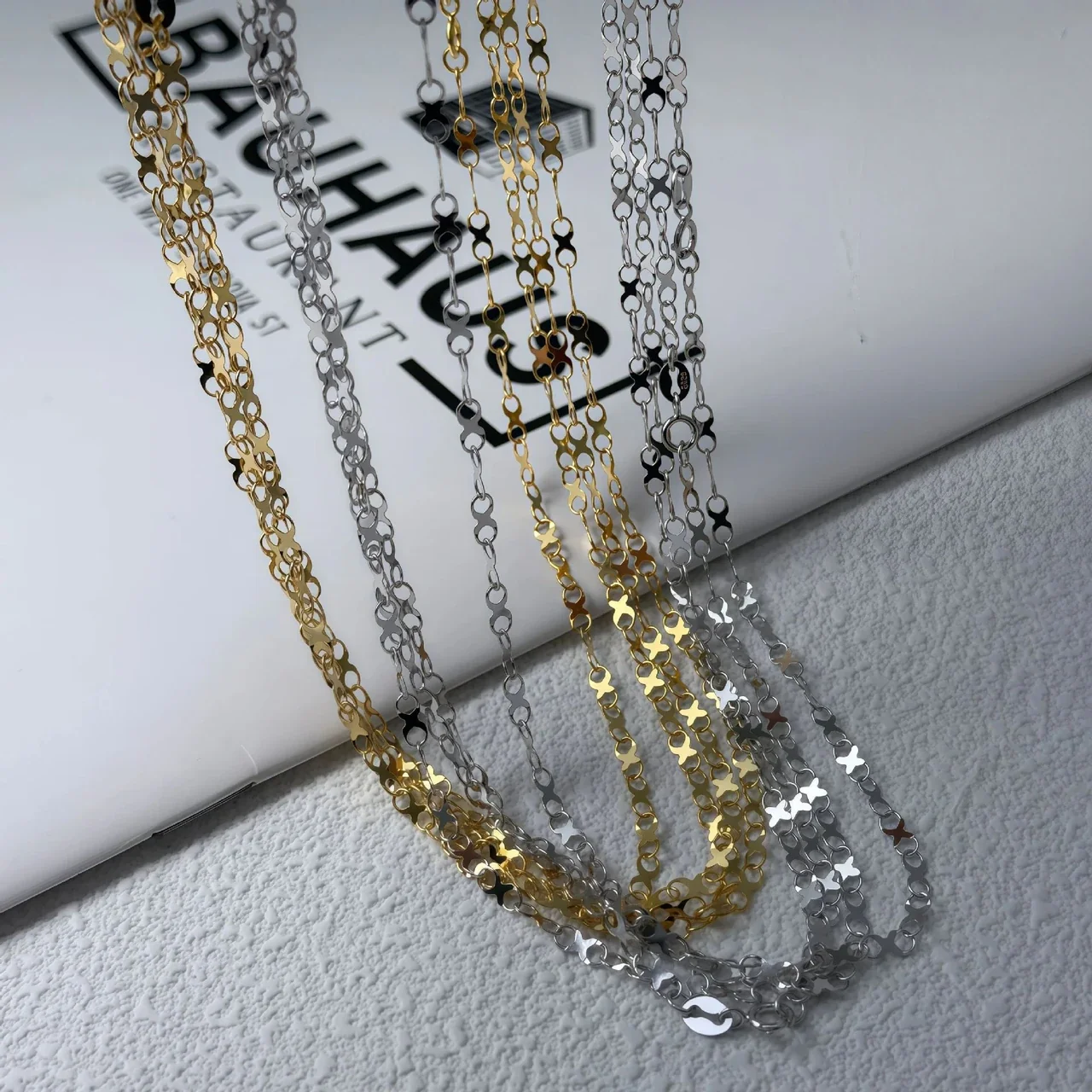Delicate 925 Sterling Silver Figure-Eight Link Chain Necklace