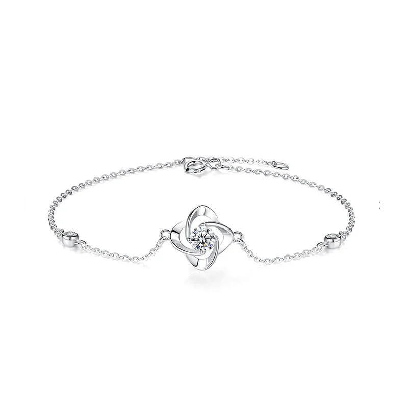 Clover 925 Sterling Silver Prong-Set Moissanite Chain Bracelet